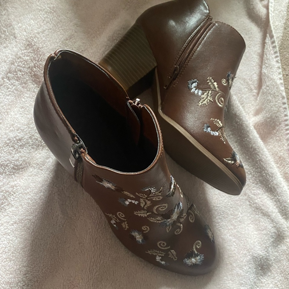 brown heeled boots